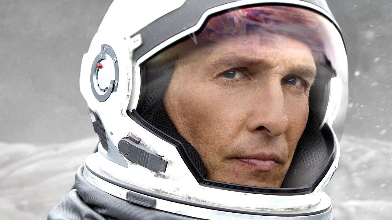 интерстеллар миллер купер. джонатан нолан интерстеллар. макконахи про космос. плачущий макконахи интерстеллар. интерстеллар фильм 2014 плачет.