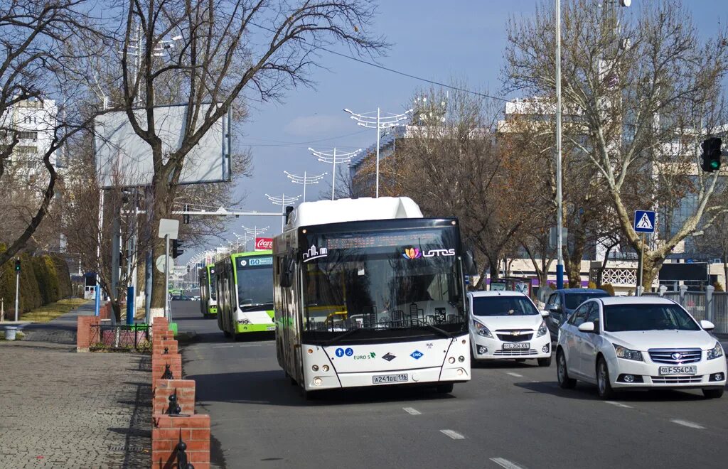 Ташкент транспортные. Автобус Ташкент. Городской транспорт Ташкента. Автотранспорт Ташкент. Общественный транспорт в Ташкенте.