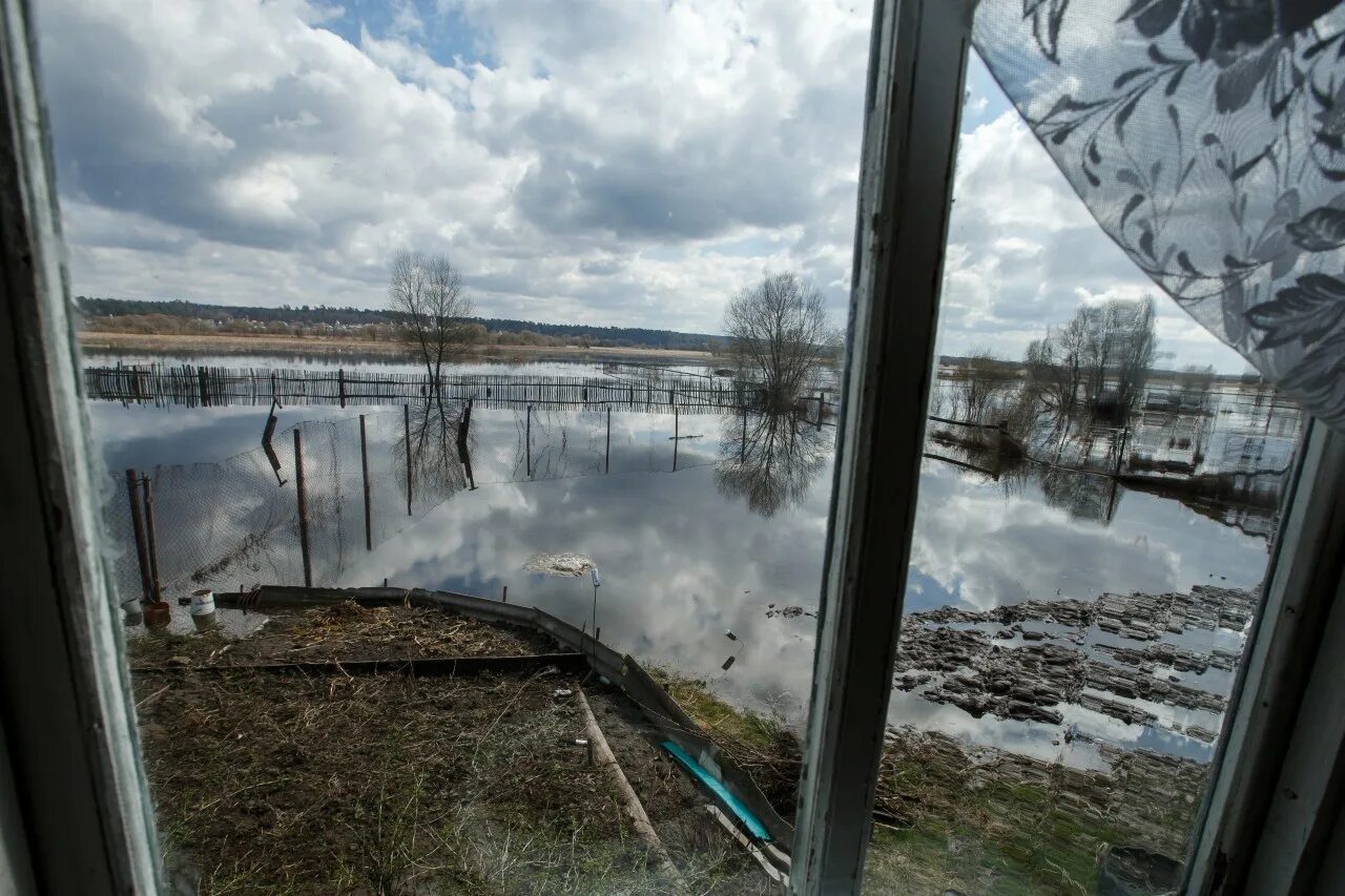 Уровень воды в жиздре козельск сегодня. Козельск наводнение. Вода Козельск. Наводнение в Козельске 2022. Козельск половодье.