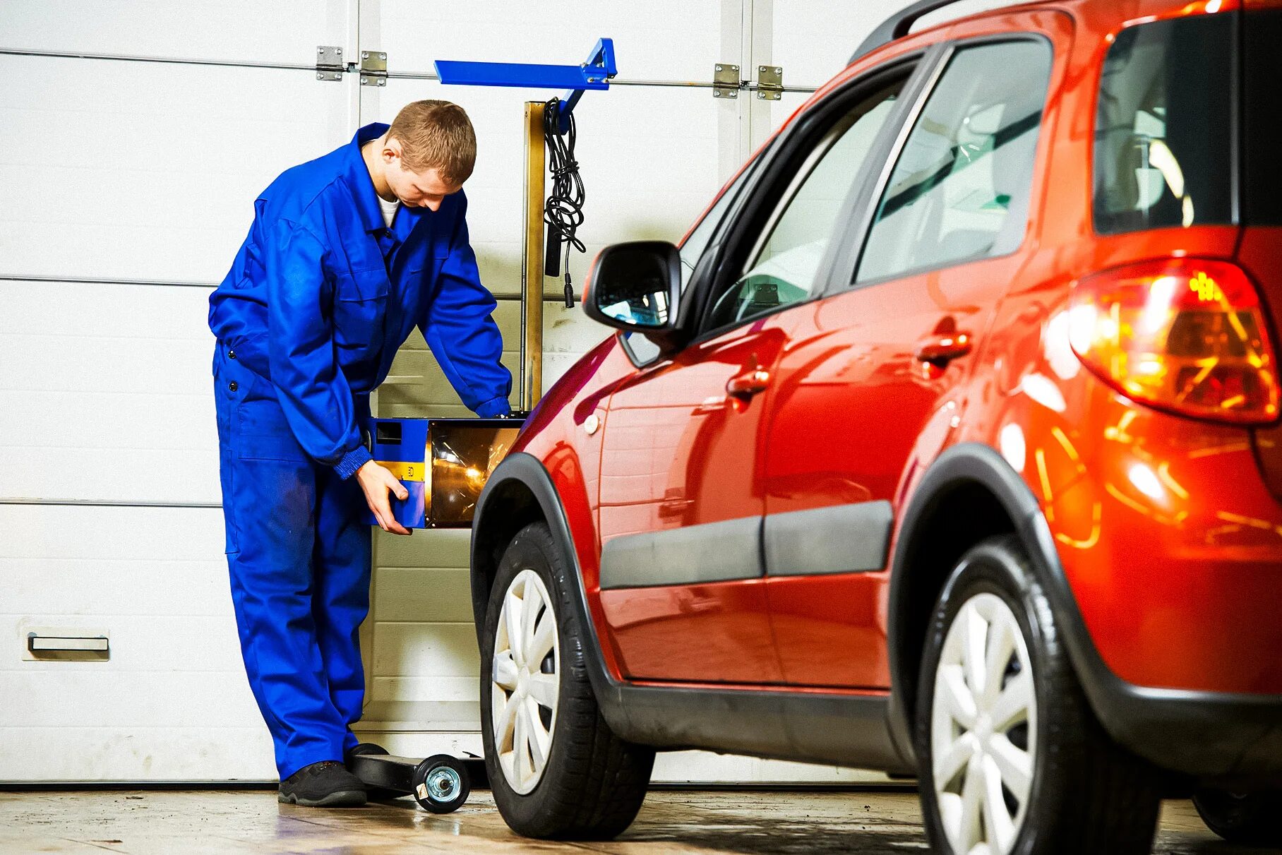 технический осмотр автомобиля. техосмотр. тех осмотр машины адреса. техническое обслуживание автомобиля. автошкола веста чебоксары.