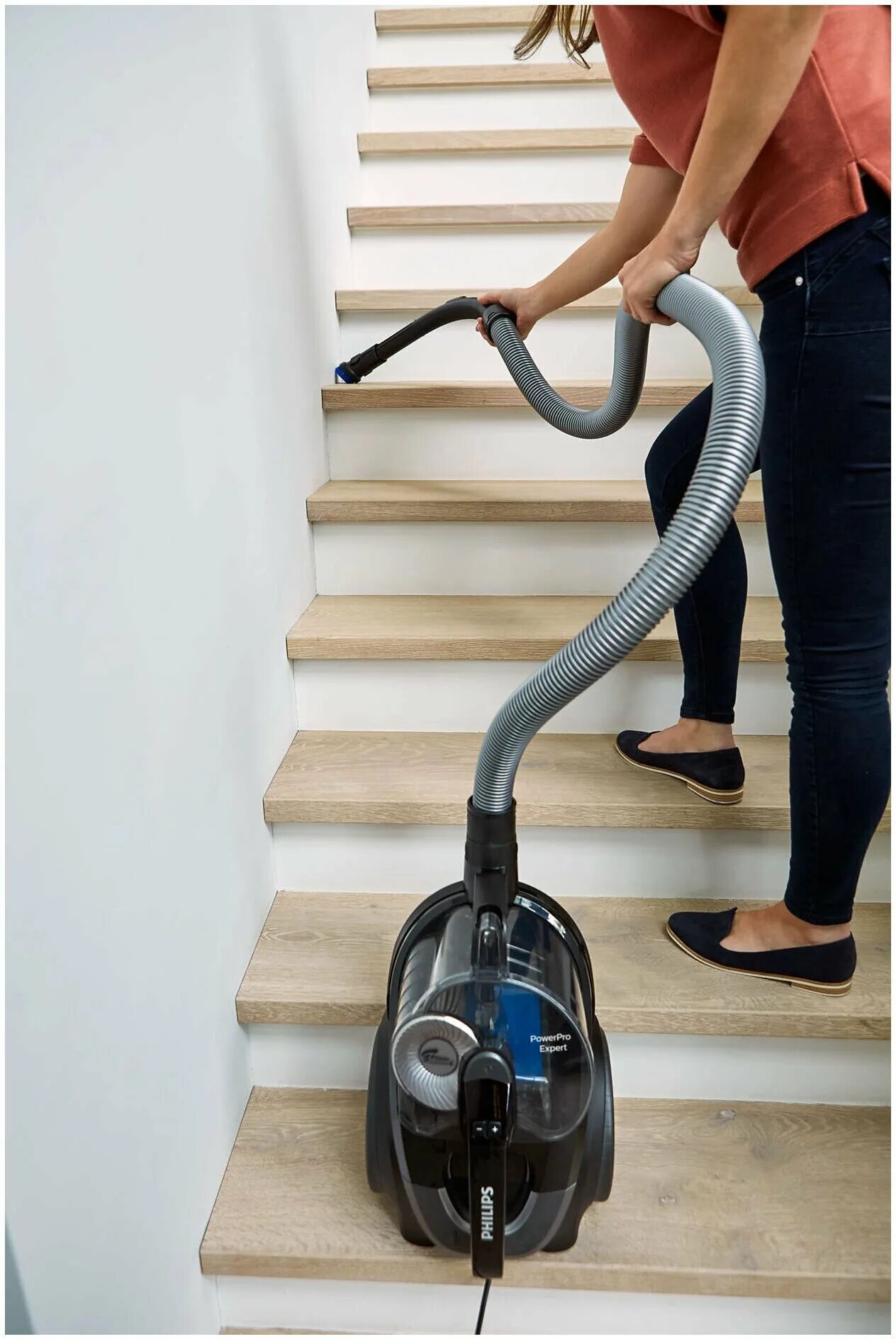 Пылесос hyla для мытья полов. Philips fc9728 powerpro expert. Какой пылесос самый лучший отзывы. Пылесос в квартире. Пылесос.