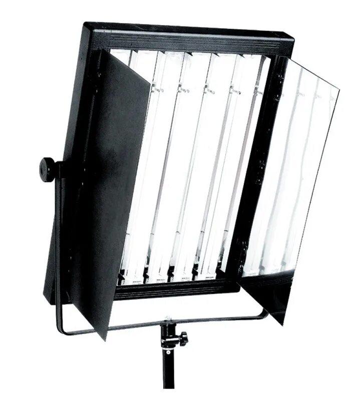 Continuous light. Фотостудия с лампами. Portable lights. Axial lighting on macro subjects. Godox sl-200w студийный.