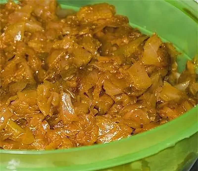 Калории в квашеной капусте с морковью. Тушеная капуста при сахарном диабете 2. Любовь сазонова тушеная капуста. Тушеная капуста. Салат с квашеной капустой.