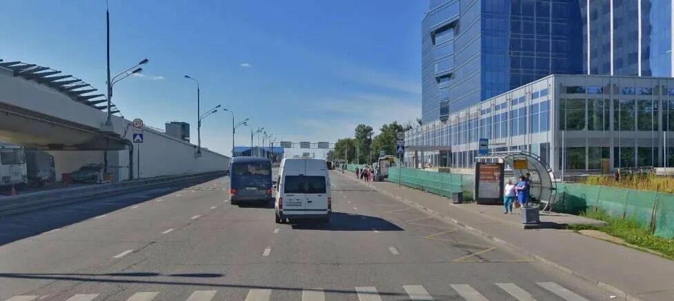 Где остановиться внуково. Аэропорт внуково автобус 911. современные остановки общественного транспорта.