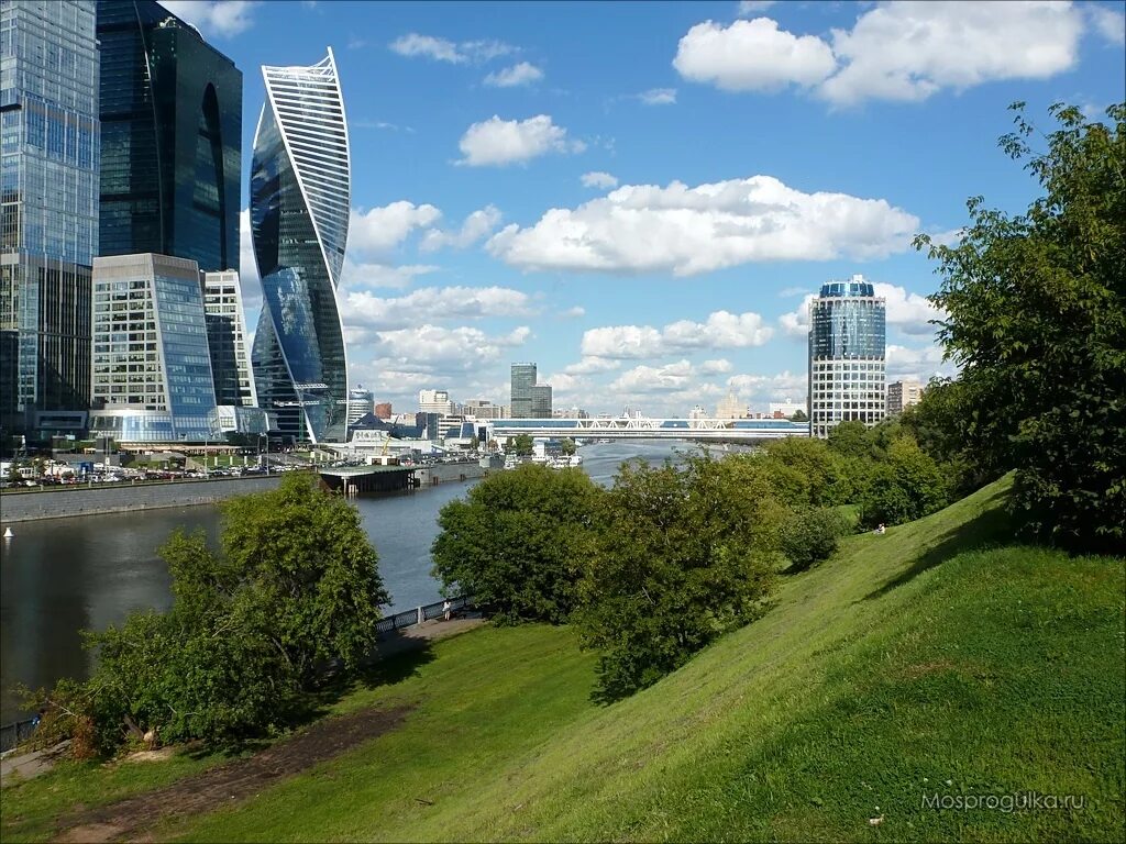 набережная тараса шевченко москва вечер. смотровая площадка на набережной тараса шевченко. набережная тараса шевченко вид на москва сити. набережная тараса шевченко мост багратион. набережная тараса шевченкова.