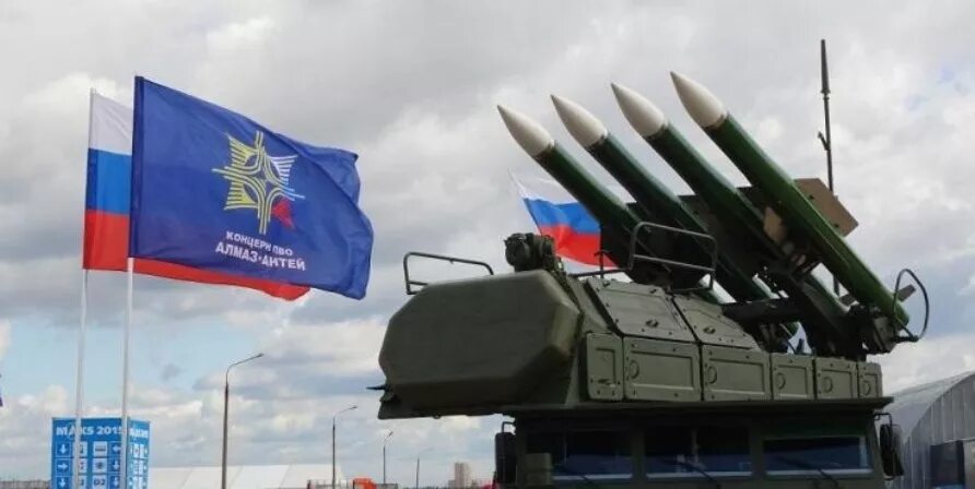 Комплекс алмаз антей. Алмаз антей нижний новгород. Шасси мзкт-7930 с-400 триумф. Шасси мзкт-7930 с-400 триумф. Алмаз антей спорткомплекс.
