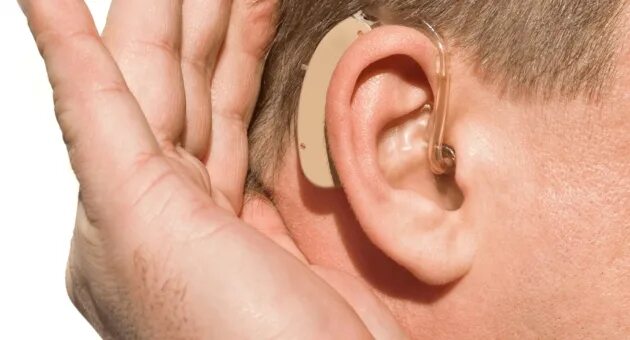 Жужжание в ухе. Слуховой аппарат. Наружный слуховой аппарат. Тугоухость слуховой аппарат.