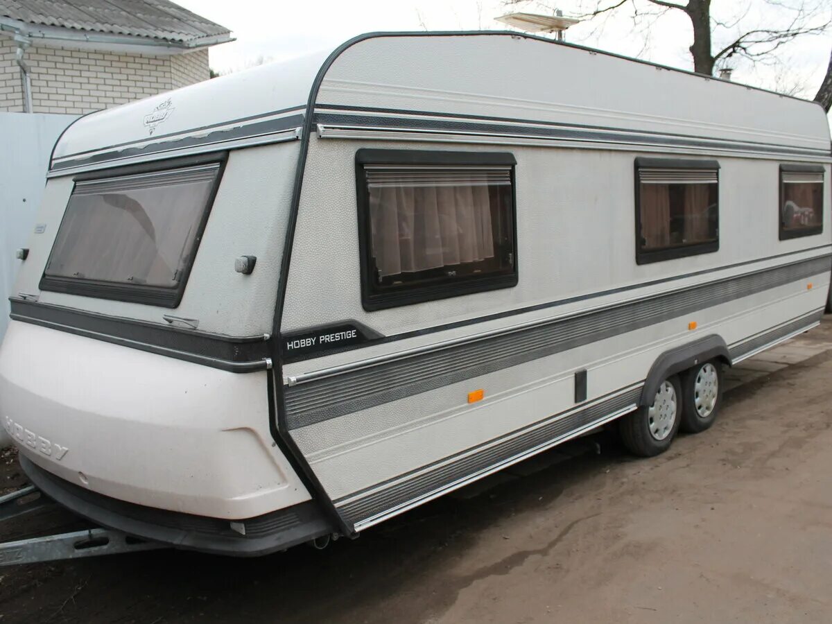 Продажа караванов. Hobby Prestige 610 Primus. Hobby 520 Prestige. Дом на колесах Hobby Prestige. -Дача Hobby Prestige мест.