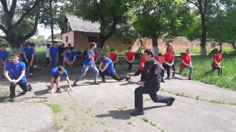 Нальчик Волчьи ворота школа интернат. Школа интернат 1 Нальчик. Гимназия интернат 1 Нальчик. Интернат в Нальчике. Интернат нальчик