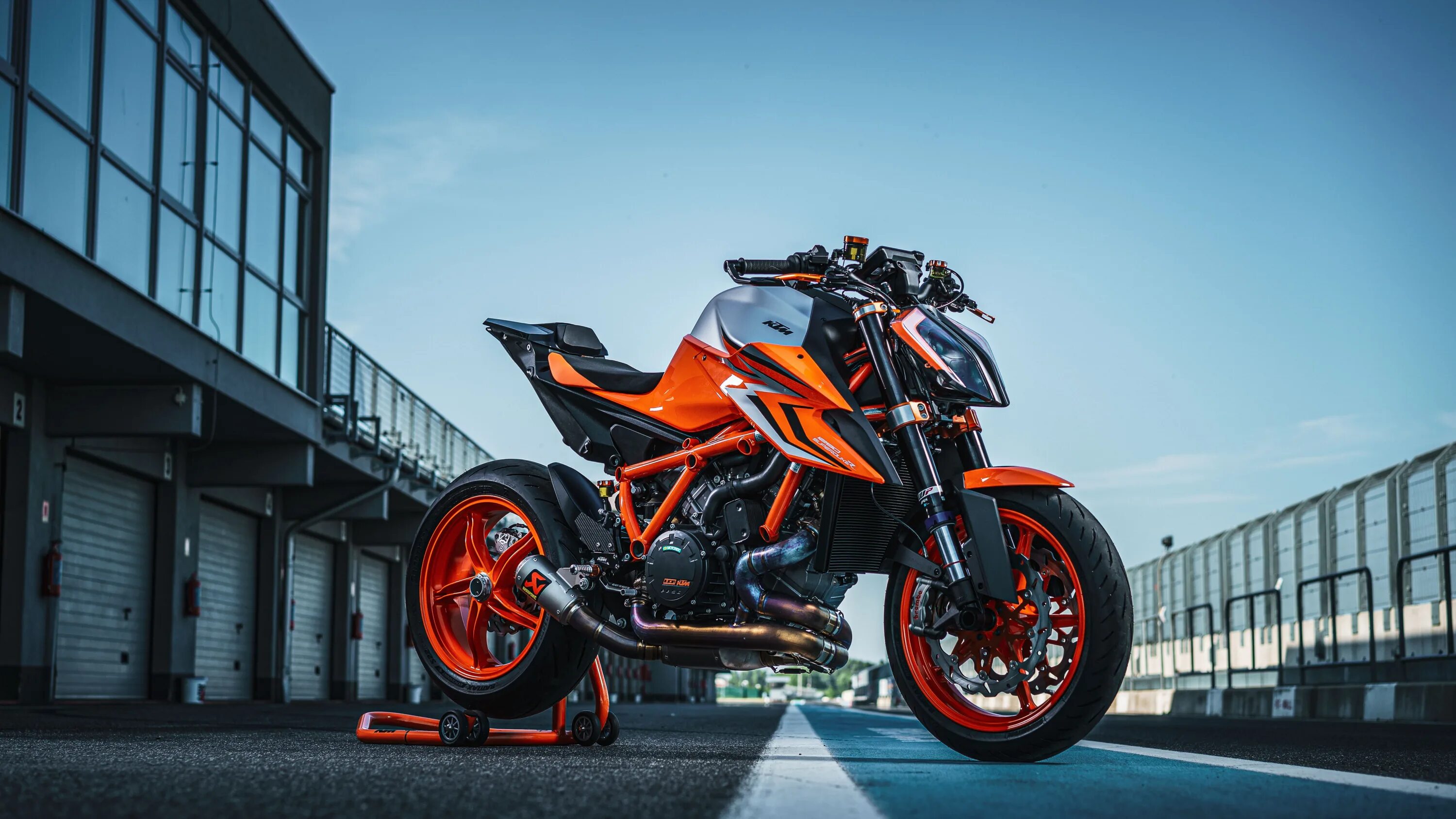 Ktm super duke r. Ктм 1290 super duke r. ktm 1290 super duke r. ktm super duke 1290. ktm 1290 super duke r evo.