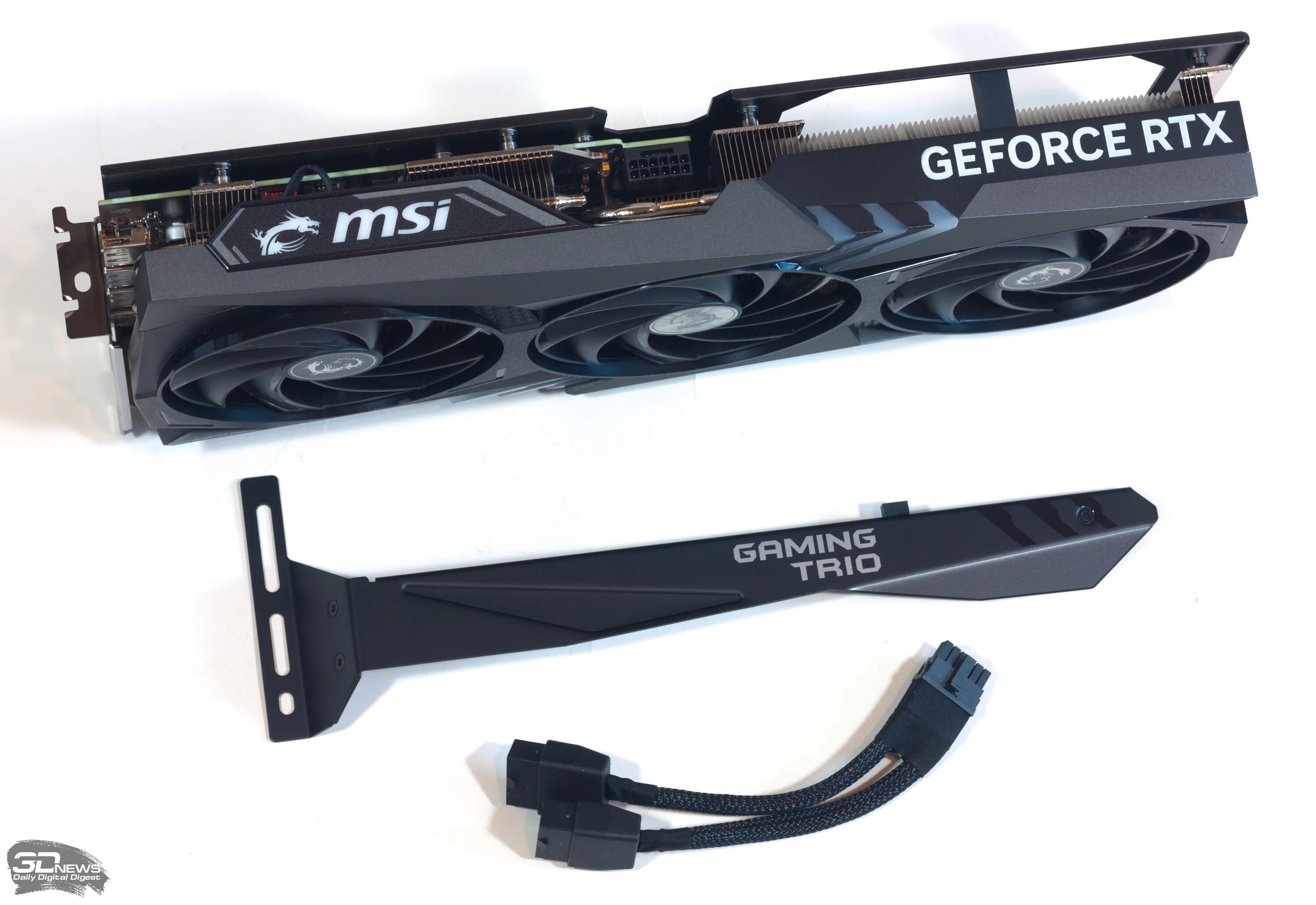 4070 gaming x slim обзор. MSI GEFORCE GTX 4070 Gaming x Trio. MSI 4070 Gaming x Slim. Видеокарта подключение кронштейна MSI 4070 ti Gaming x Slim.