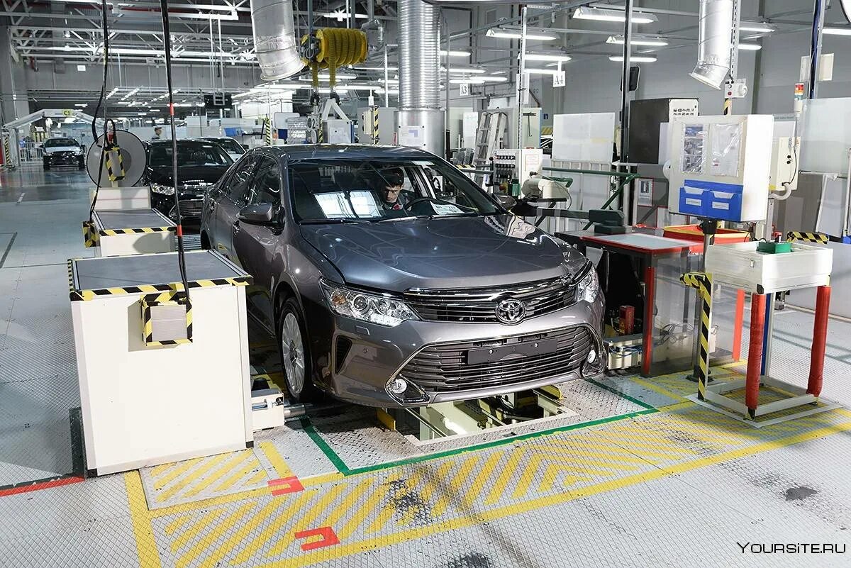 Где находится завод тойота. Завод тойота в шушарах. toyota camry zavod. тойота камри сборка япония. завод тойота в японии.