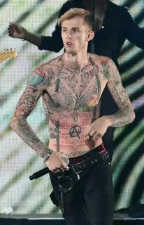 Gun kelly перевод