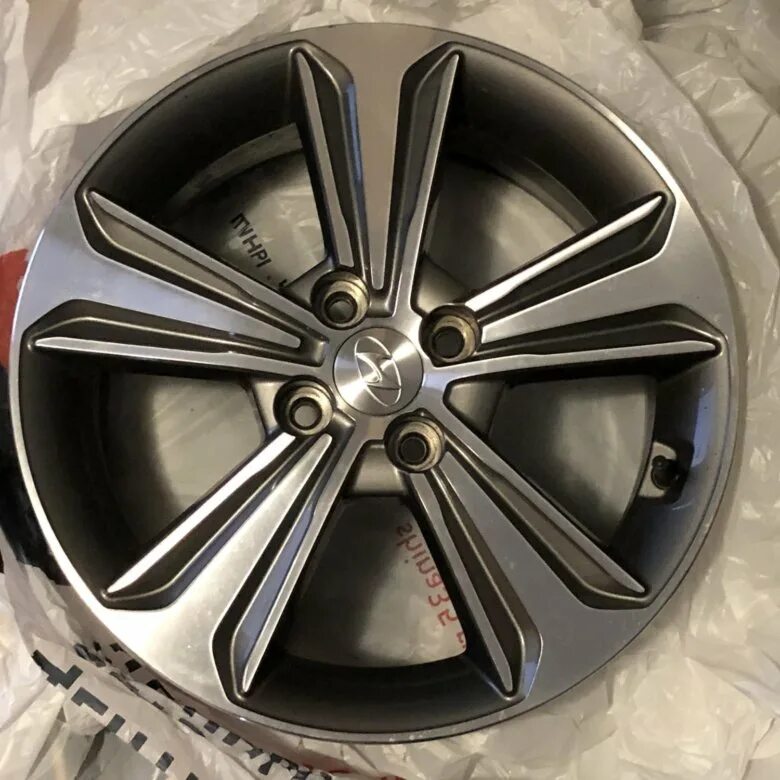 Диски р16 на солярис. Диски всмпо r15 4х100. Шины бу вологда. Магазин диск. Колесный рай нягань.