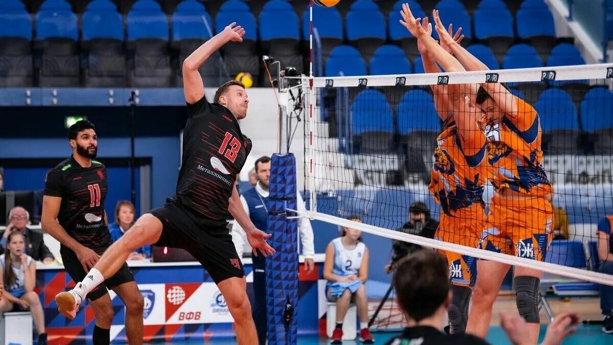 Кузбасс белогорье. Волейбол белогорье 3. Кузбасс (волейбольный клуб). 11. Игроки волейбольного клуба белогорье.