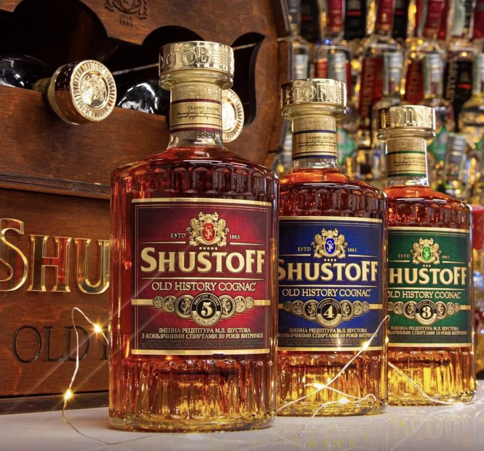 История виски. Старые бутылки виски ром. Олд монк ром. Виски олд смагглер. 7.