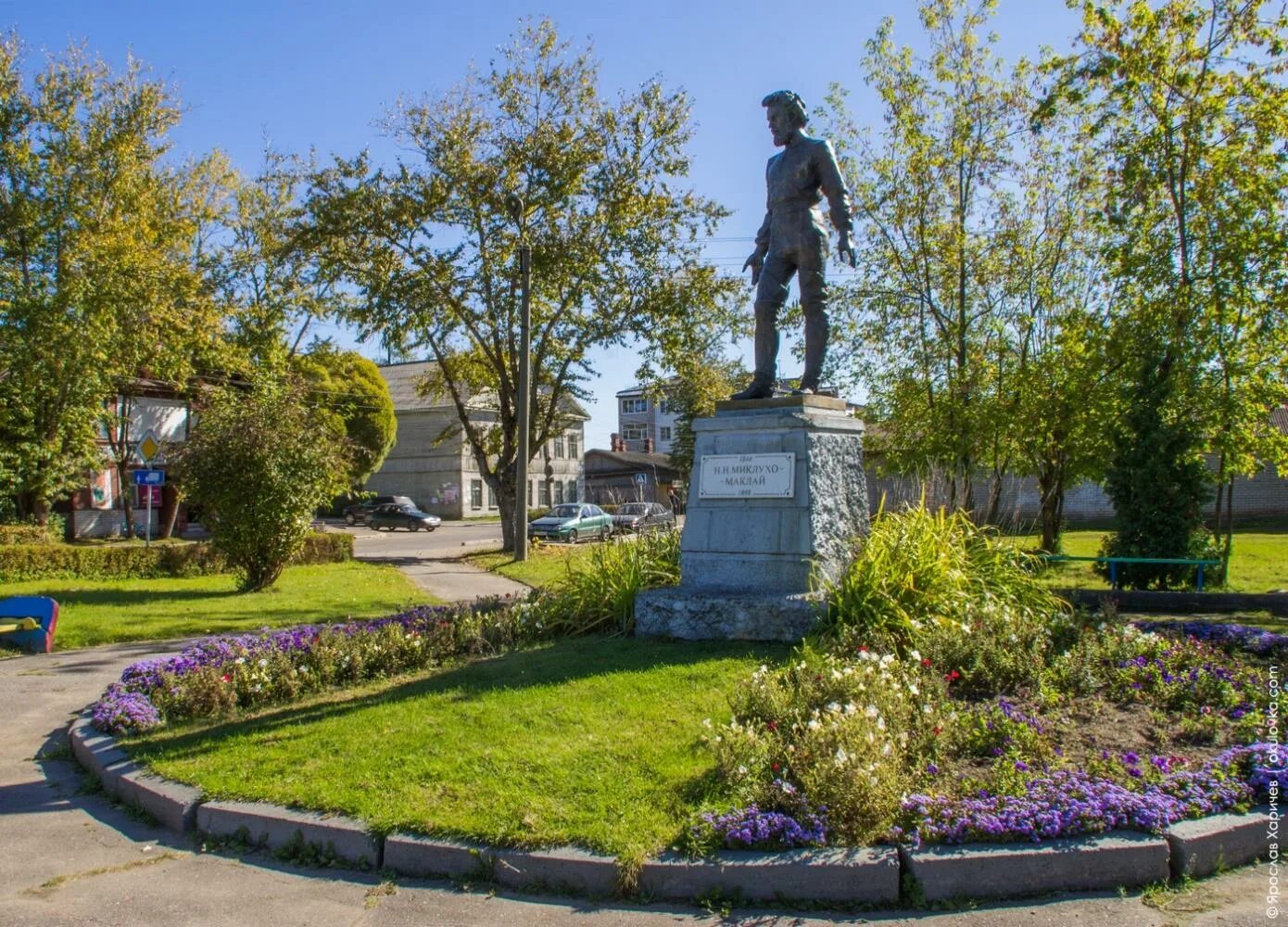 Миклухо маклай памятник в новгородской области. Миклухо маклай памятник в новгородской области. Миклухо маклая окуловка. Миклухо маклай памятник в новгородской области. Миклухо маклая окуловка.