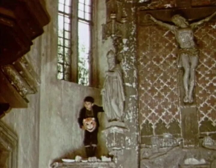 Среди серых. Среди серых камней фильм 1983. «среди серых камней» оксана шлапак. среди серых камней постер. сюжет фильма среди серых камней.