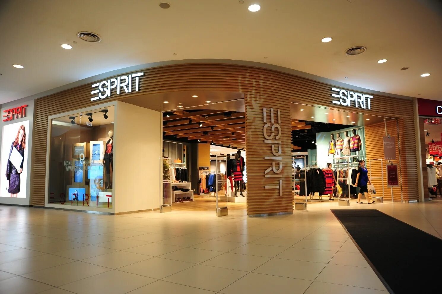Sprit одежда. Эспирит магазин одежды. эсприт фирма. esprit одежда. esprit марка одежды бренд.