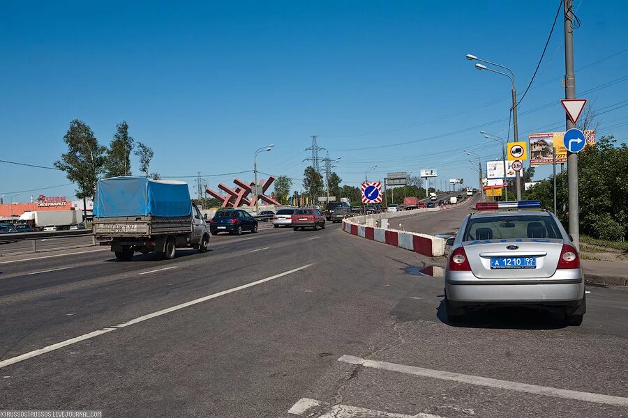 Почему перекрыли ленинградку сейчас сегодня в москве. Перекрытие ленинградки. ленинградское шоссе перекрыто сегодня.