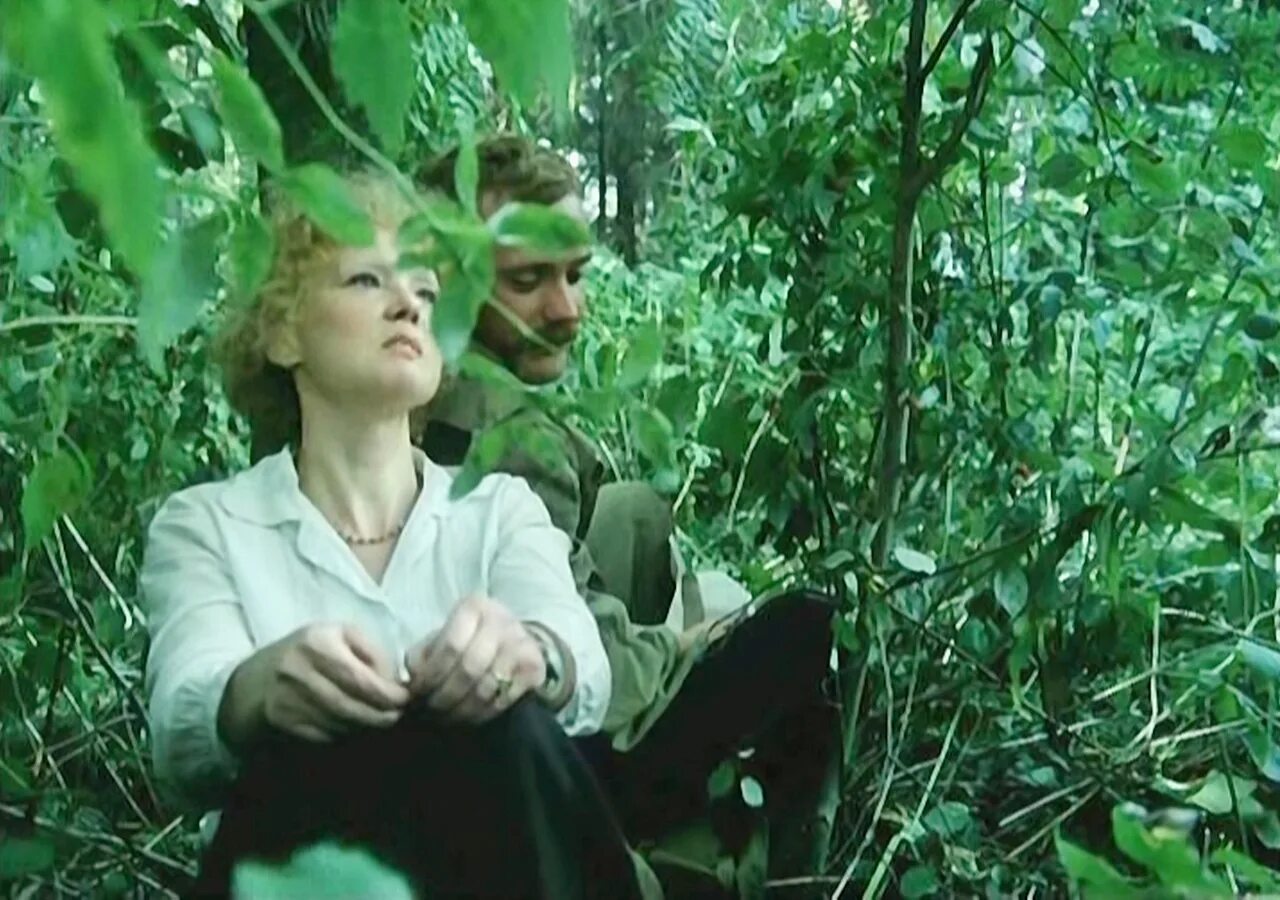 Обнаженная Елена Коренева Выходит Из Воды – Сибириада (1978)