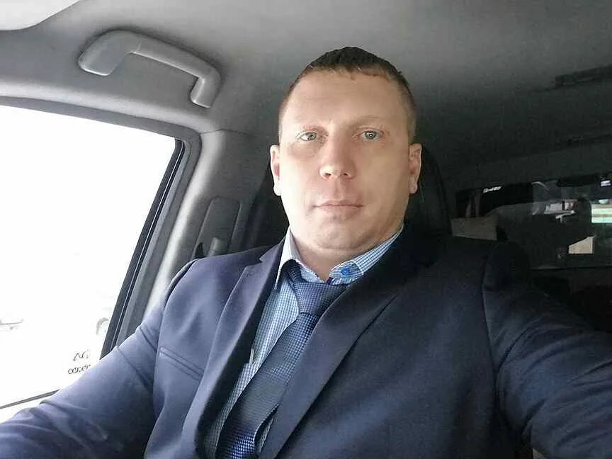 Водитель охранник вакансии. Водитель охранник вакансии. Водитель-охранник в группу быстрого реагирования. Михаил персональный водитель и охранник. Вооруженное сопровождение.