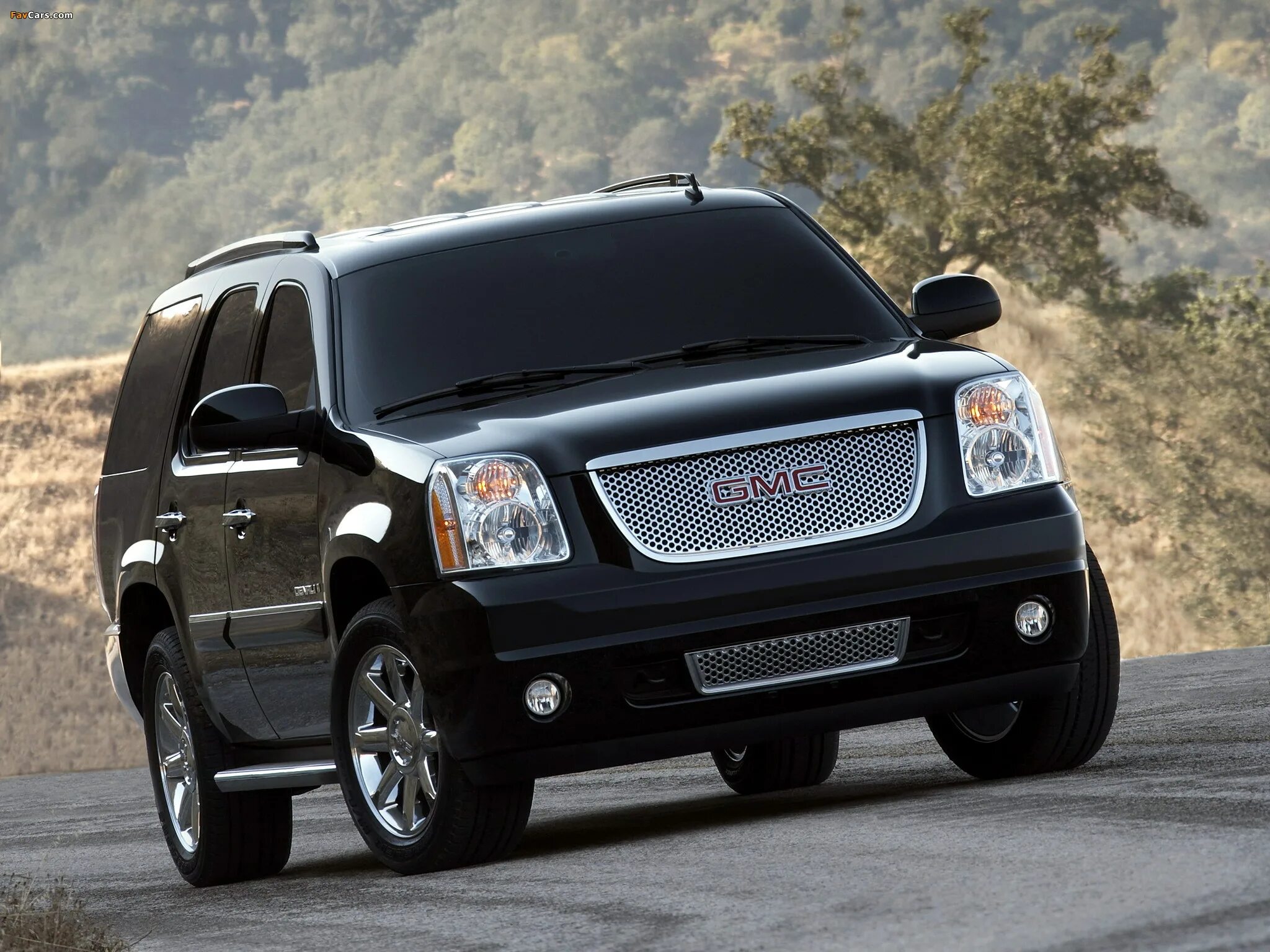 Автомобиль gmc. GMC Yukon Denali. GMC Yukon Denali 2008. GMC Yukon Denali 2007. GMC Yukon Denali 2022.