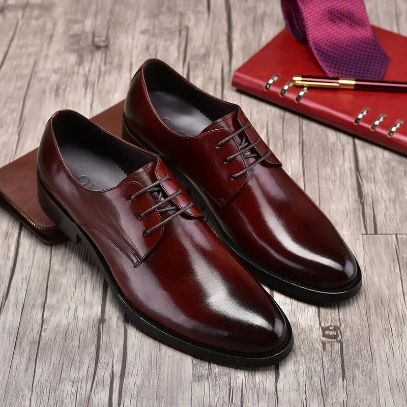 Туфли Derby мужские korichnevie. Мужские туфли Top Derby men. 2022 Mens Dress Shoes Genuine Leather men Formal Shoes Pointed Toe Lace up Business Oxford Shoes Black Brown Luxury Footwear. Мужские туфли Obowel fashionable Shoes. Мягкая мужская обувь