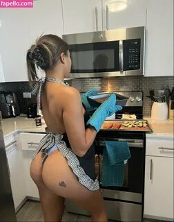 Michelle Anderson  https:  micander20211 Nude Leaked OnlyFans Photo 205 ...