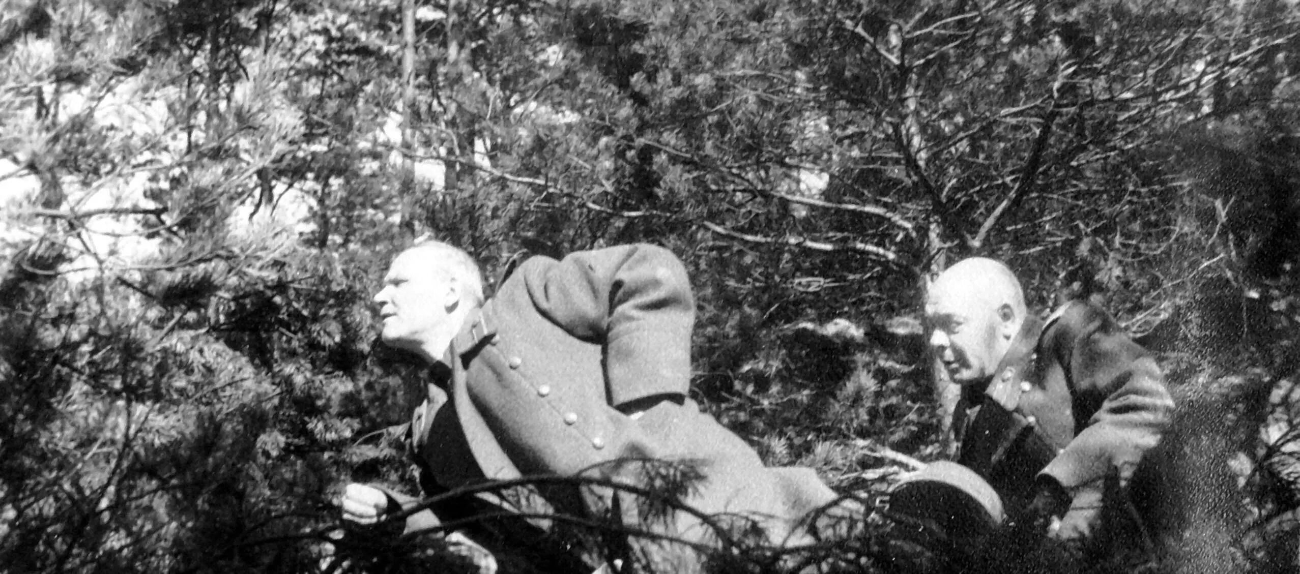Маршал Конев 1945. Маршал Конев на фронте. Генерал полковник Конев. Командуя 1 м украинским фронтом