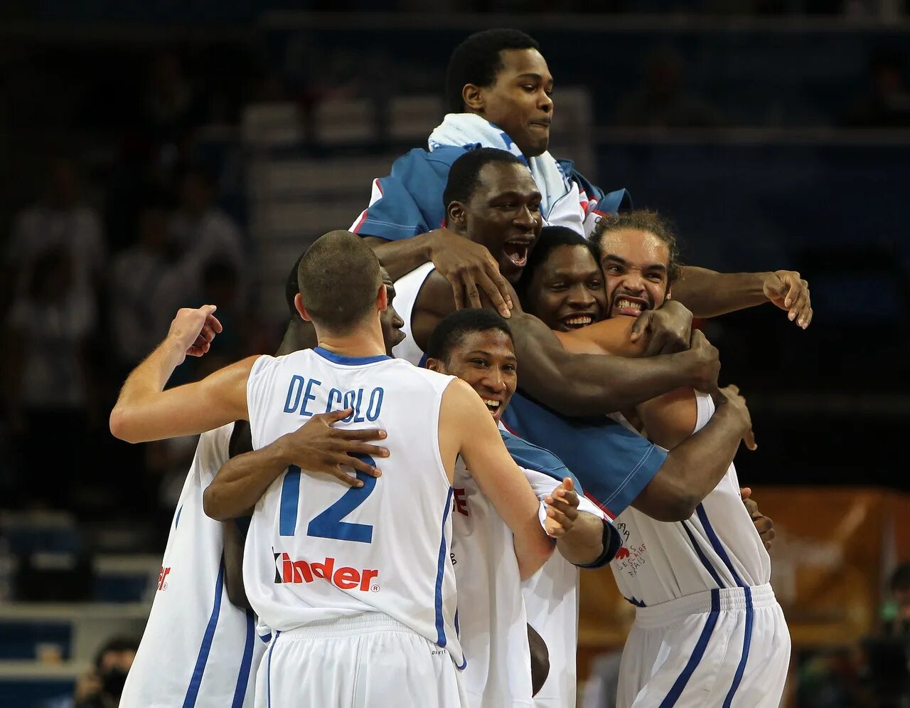 Украина против россии баскетбол. Евробаскет 2011 франция. Евробаскет. Современный баскетбол в россии. Сборная россии – чемпион европы по баскетболу 2007.