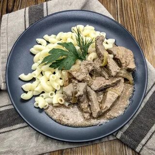 Вкусный бефстроганов из свинины