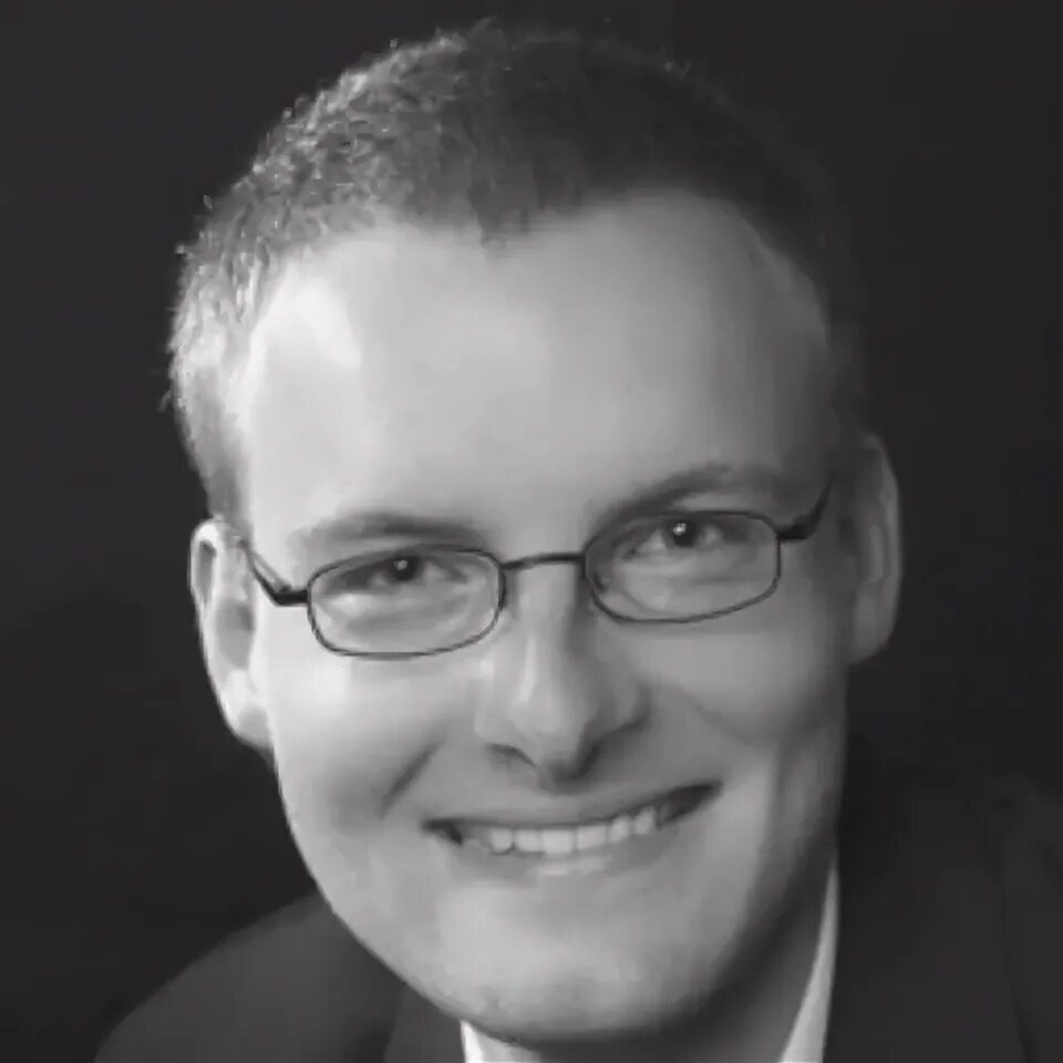 Ханс мюллер футболист. Ганс мюллер 2022. Ганс мюллер 2022. Ханси мюллер. Hans muller выключатели.