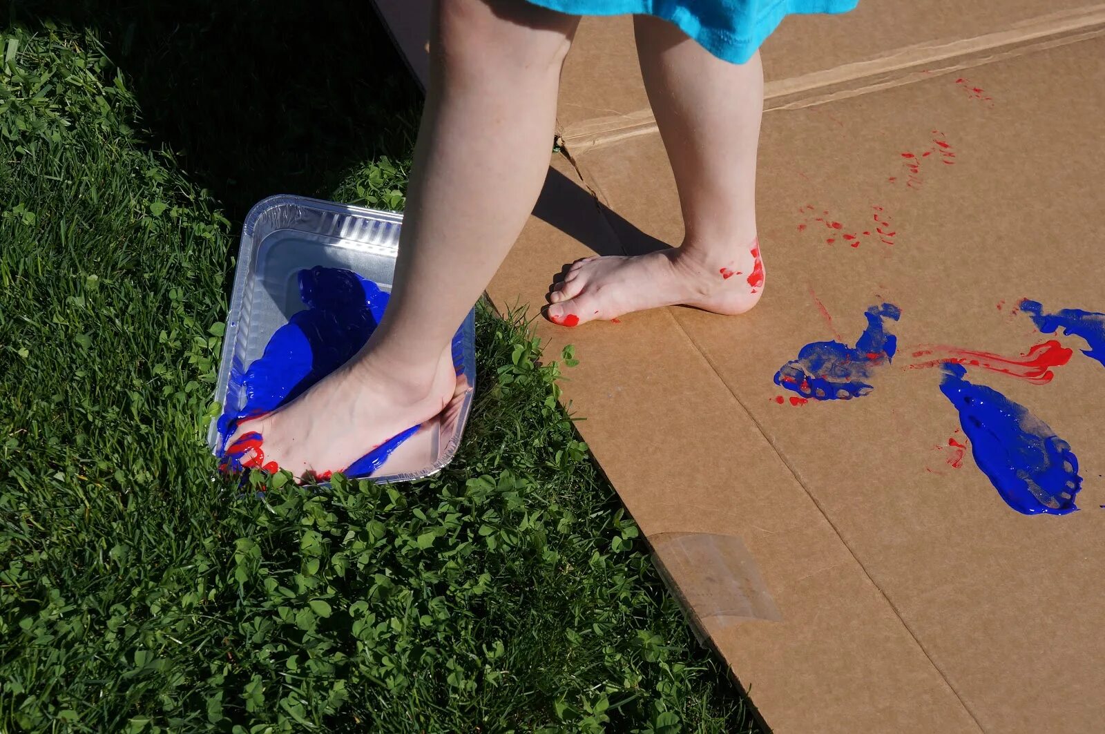 Feet Painting. Painted feet. Feet latex aquakey текст