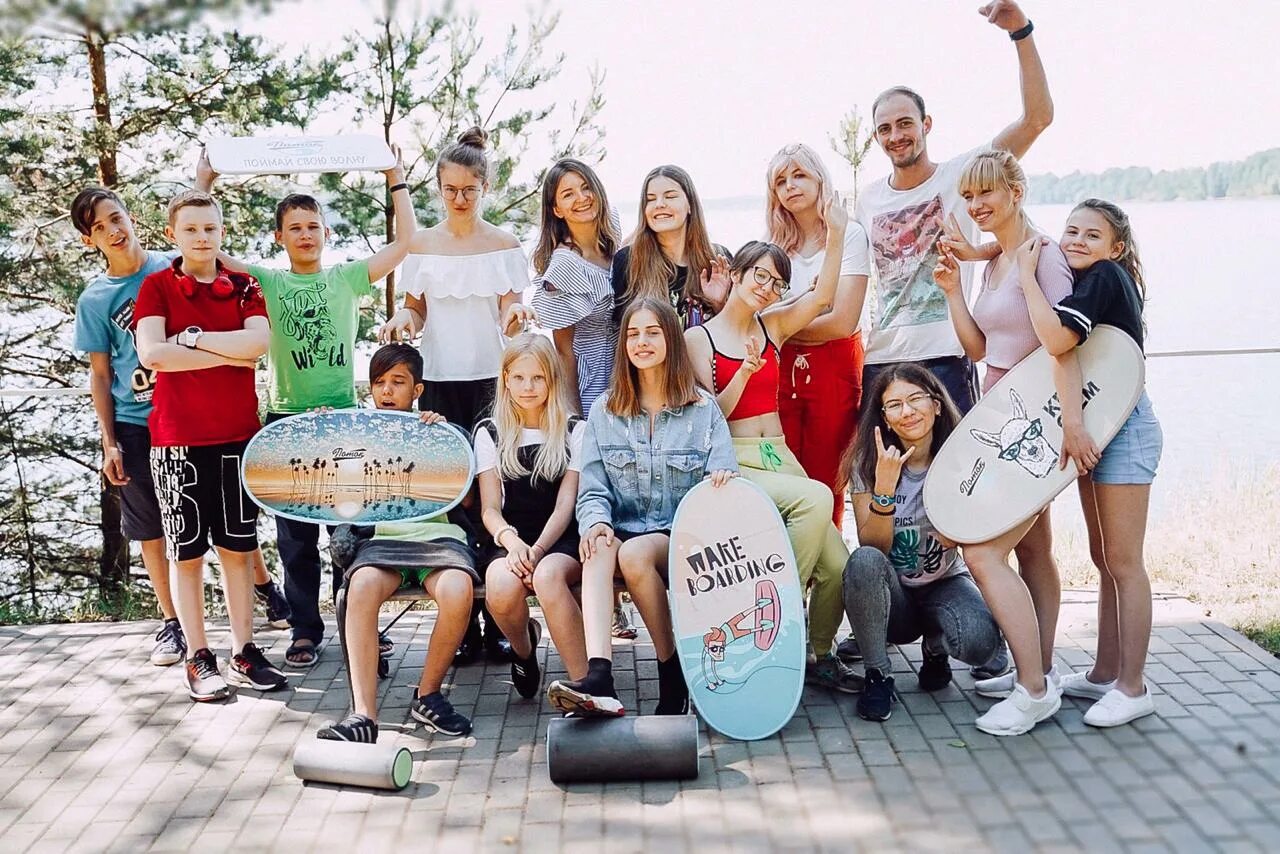 1 поток лагеря. Лагерь поток. Самый дешевый лагерь в москве. Лагерь очень. Лагерь поведники выездная школа.