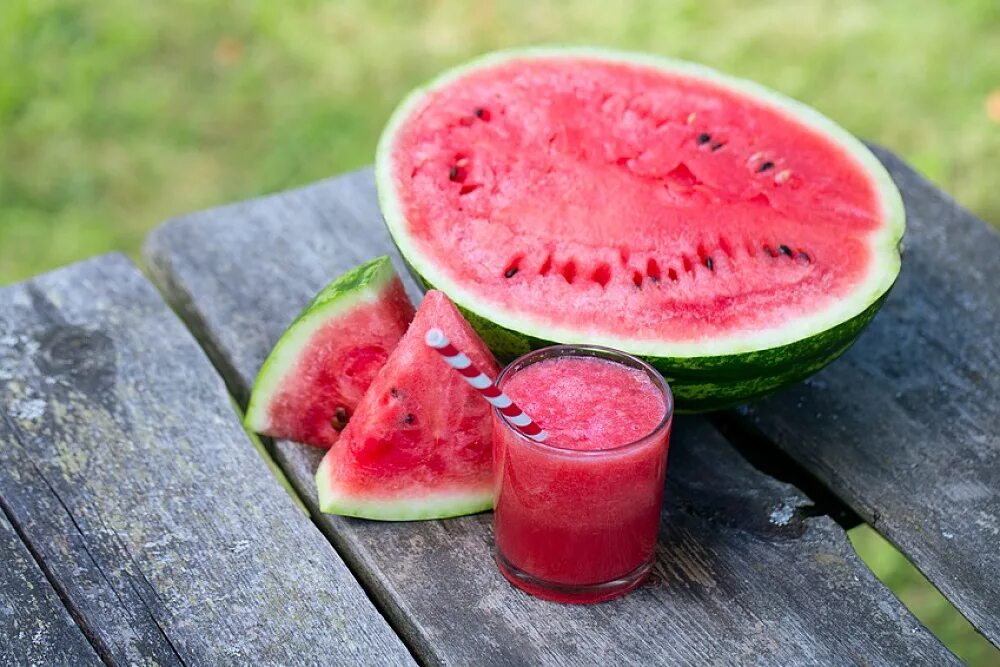 Watermelon go. Pasteque. watermelon pasteque. арбузная радуга. радужный арбуз.
