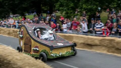 Soap box racing