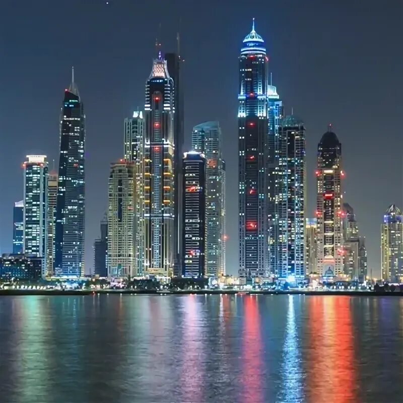 Harder city. Ночной Дубай панорама.
