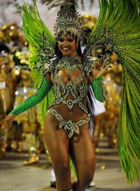 Rio carnival dancers sparkle in greatest show on Earth Daily Mail Online