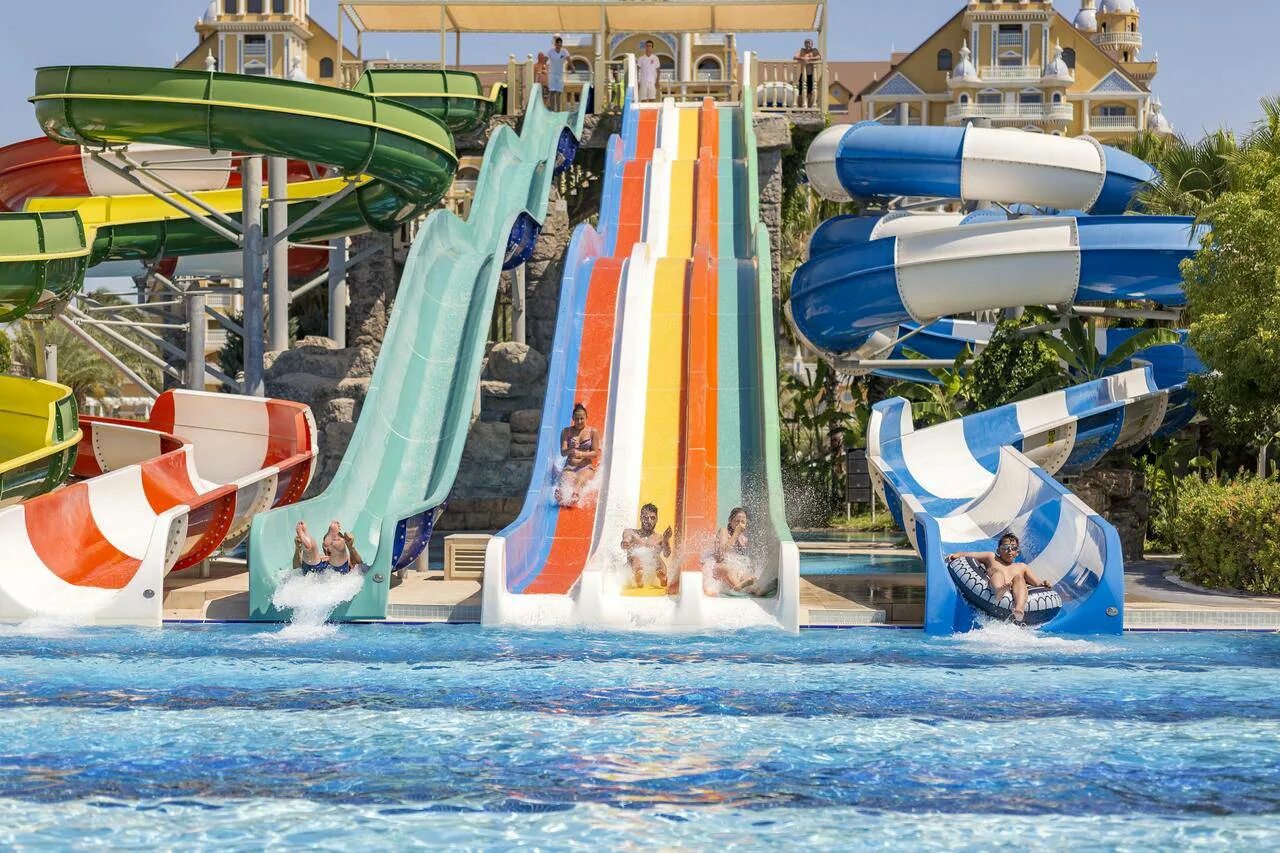 Delphin botanik hotel. Отели турции с аквапарком 5 звезд. Albatros dana beach resort 5*. Аквапарк в сиде турция. Nashira resort hotel & aqua-spa.