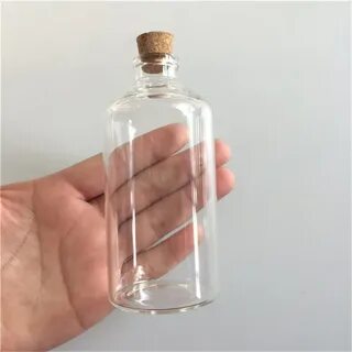 Стеклянная бутылка с пробкой