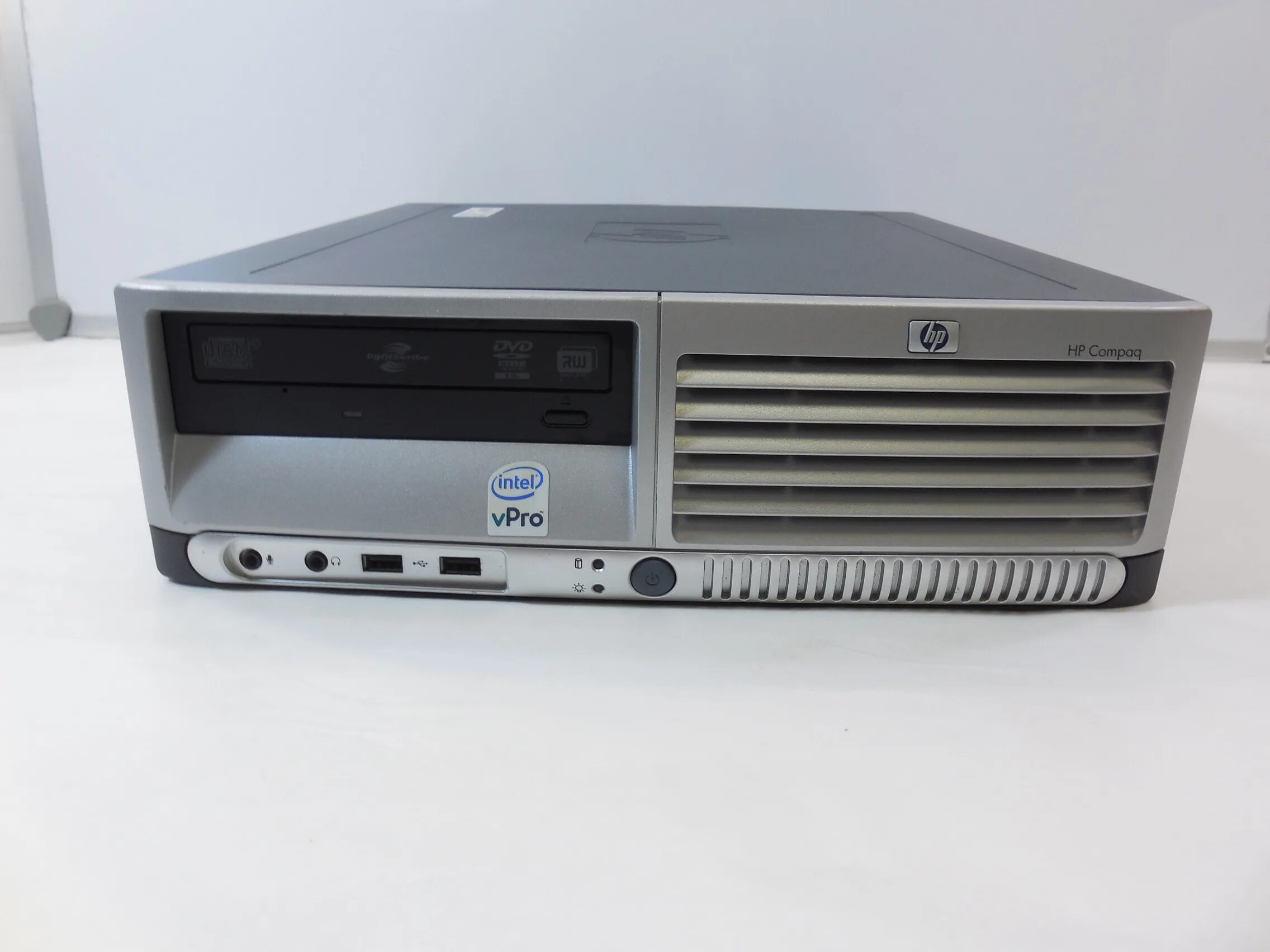 Hewlett packard compaq. Compaq dc7600 small form Factor.