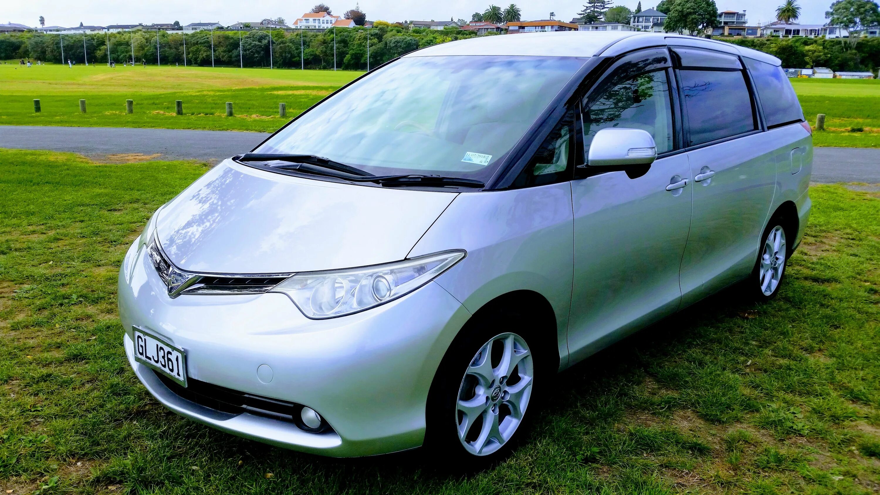 Тойота эстима. Эстима тойота эстима. Машина тойота эстима. Машина тойота эстима второго поколения. Тойота эстима.