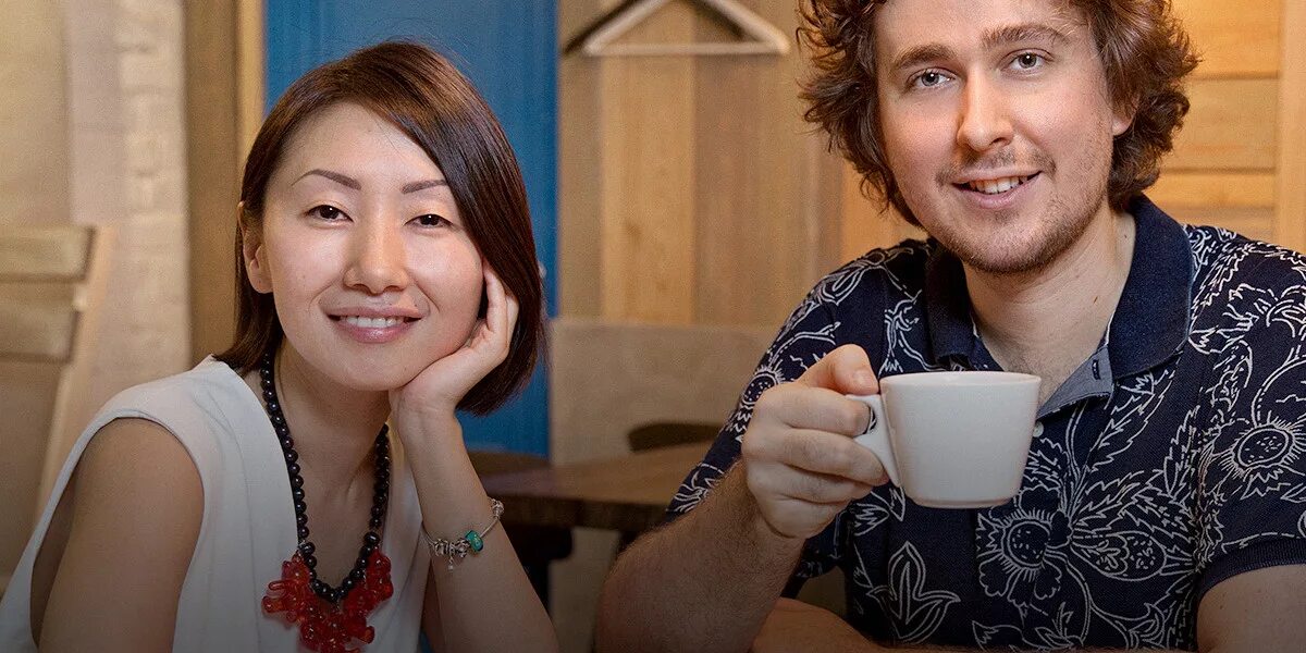 Пара азиатка и европеец. Азиатская жена русский. Межэтнический брак. Азиатская жена русский. Азиатская жена русский.