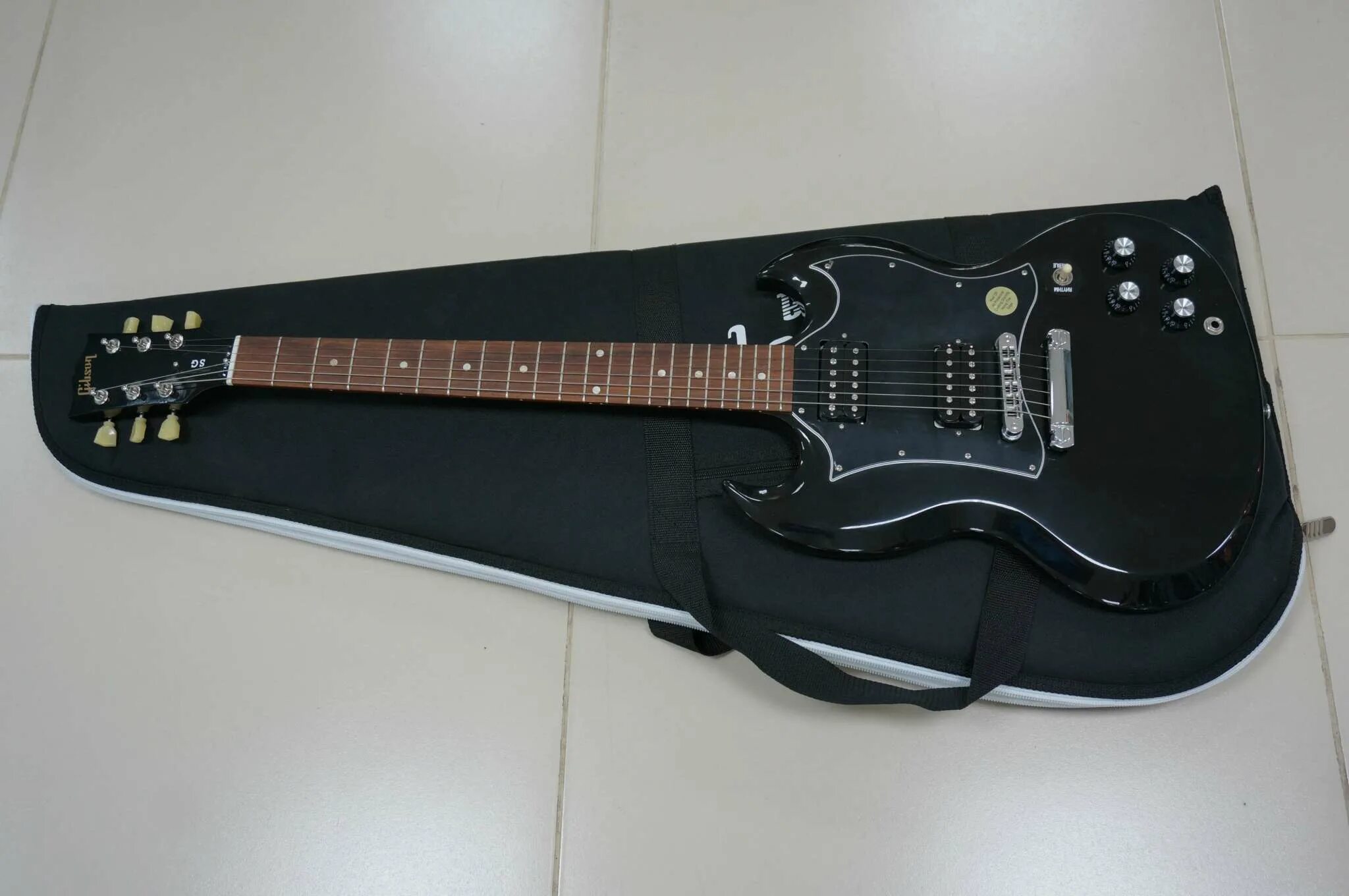 Gibson SG Special 2015. Gibson SG Special ebony. Gibson SG Special 2012. Gibson SG Special 2011. Электрогитара рублей