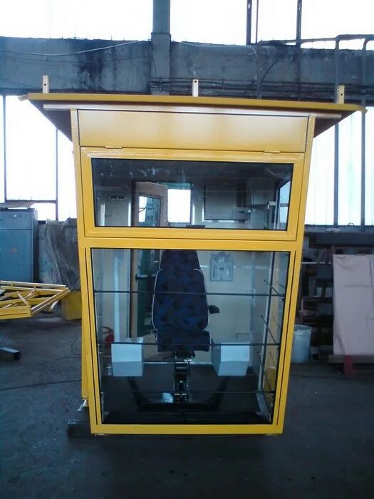 кабина мостового крана км 3006. кабина портального крана. кабина машиниста козлового крана. кабина мостового крана км 3006. мостовой кран кабина верхневолжский.