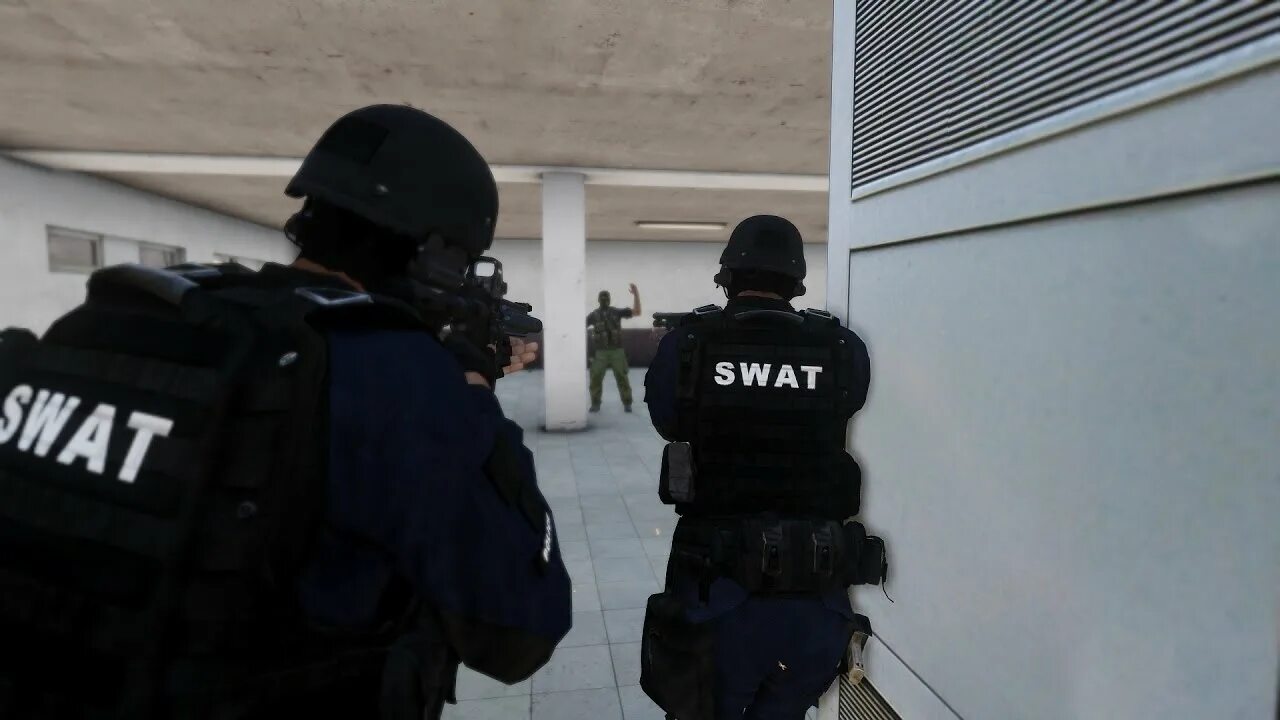 Swat kuwait. Сват спецназ. SWAT со спины. Арма 3 FBI SWAT. SWAT штурм.
