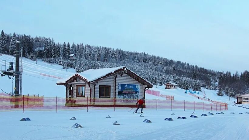 Малиновка Устьянский район. Малиновка Устьянский район горнолыжный курорт. Лыжная база Малиновка Архангельская область. Горнолыжка Малиновка Устьянский район.