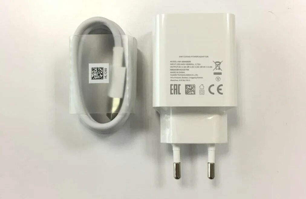 Блок хуавей. Блок питания huawei supercharge honor 20. Блок питания huawei supercharge. Зарядник huawei hw-050100e01. Блок хуавей.