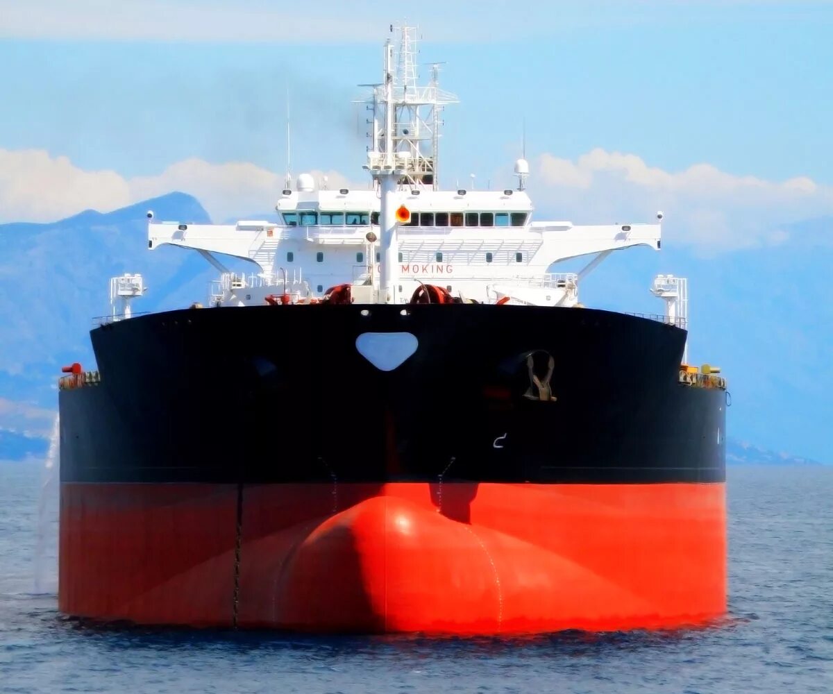 Корабль queen victoria. Корабль на приколе в флориде. Т/х "super servant 4". Super ship. Super ship.